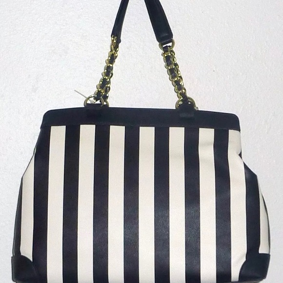 BETSEY JOHNSON Pom Patches Bag Charm Shoulder Bag - Picture 8 of 10